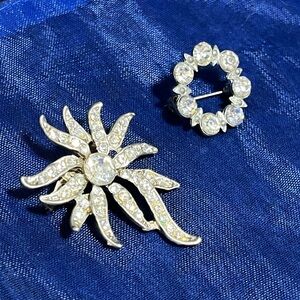 Rhinestone Sunburst Brooch and Circle Pin Set - Silver Tone